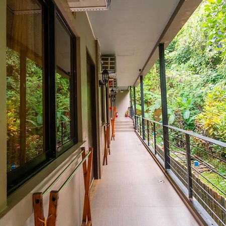 The Ridge Coron Hotel Exterior foto