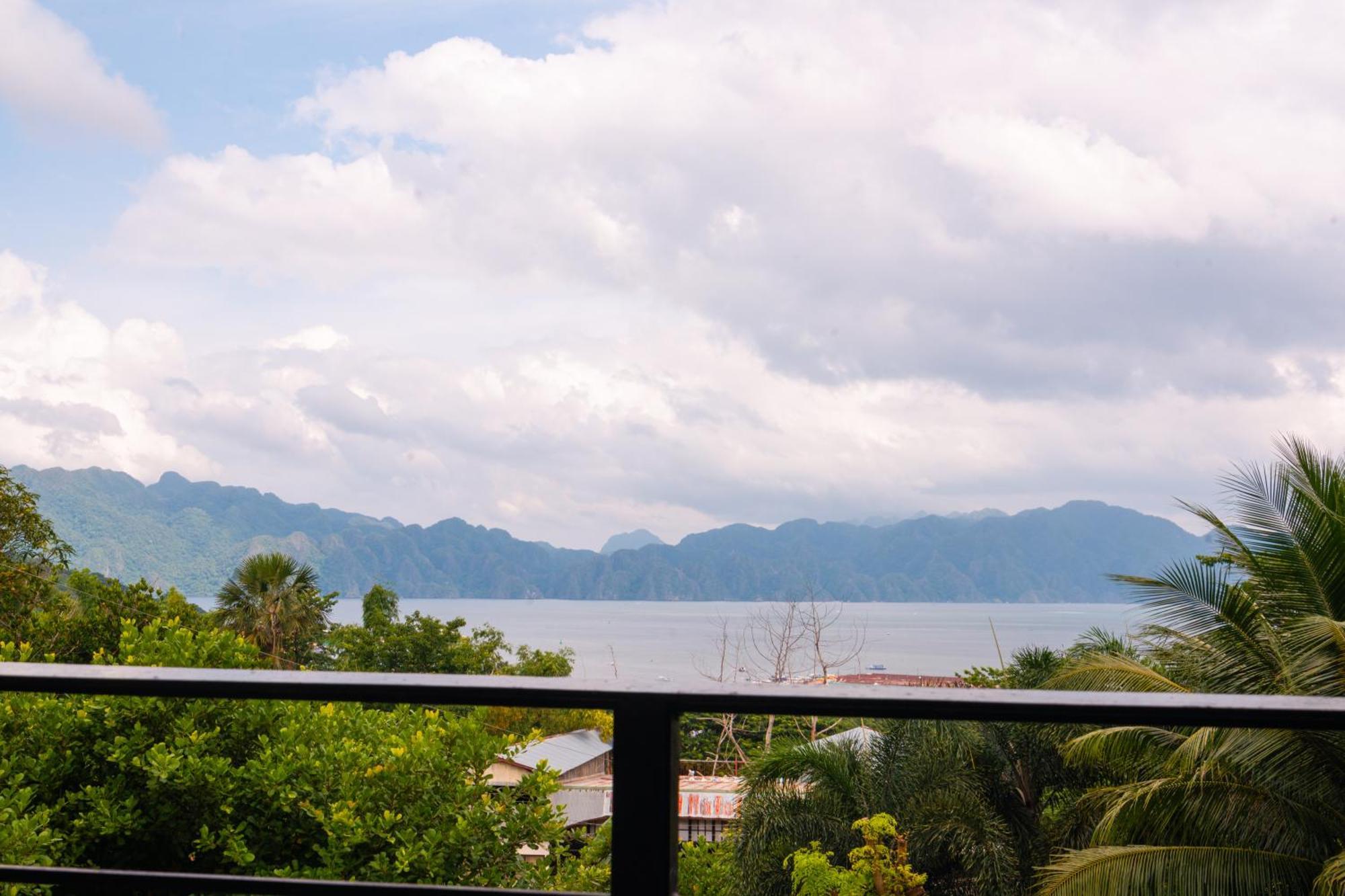 The Ridge Coron Hotel Exterior foto